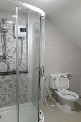 Twin Room with Shared Bathroom