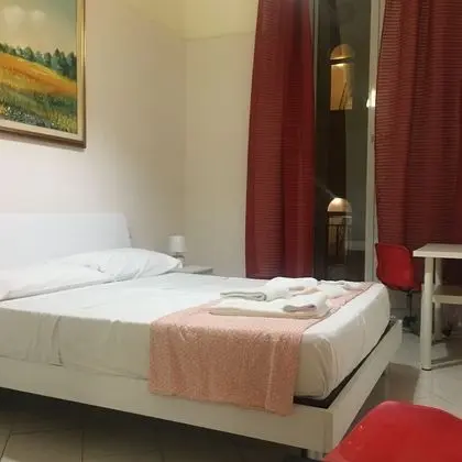 Business Tek Büyük Yataklı Oda