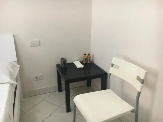 Business Tek Büyük Yataklı Oda