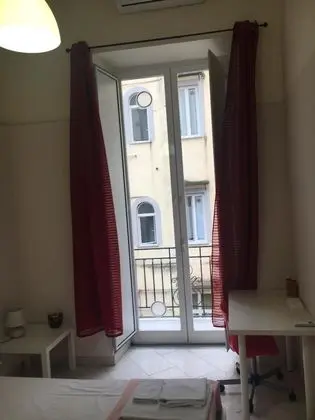 Business Tek Büyük Yataklı Oda