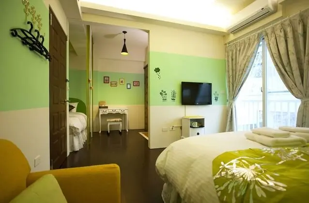 Üç Kişilik Oda, Veranda (Green Light Rainbow)