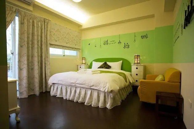 Üç Kişilik Oda, Veranda (Green Light Rainbow)