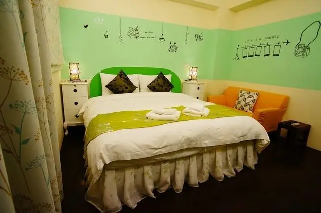 Üç Kişilik Oda, Veranda (Green Light Rainbow)