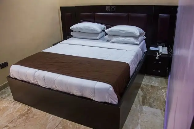 Superior Tek Büyük Yataklı Oda