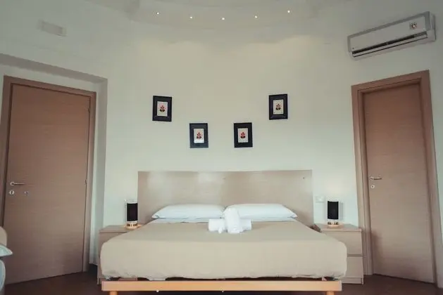 Standard Tek Büyük veya İki Ayrı Yataklı Oda