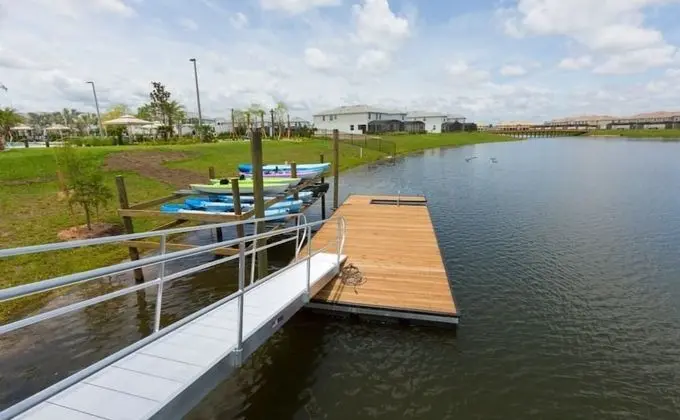 Ev (Villa Sweet - Storey Lake)