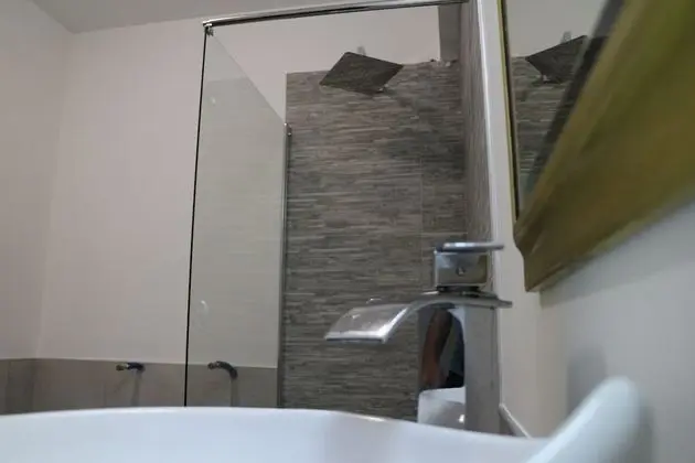 Deluxe Üç Kişilik Oda, Banyolu/Duşlu, Şehir Manzaralı