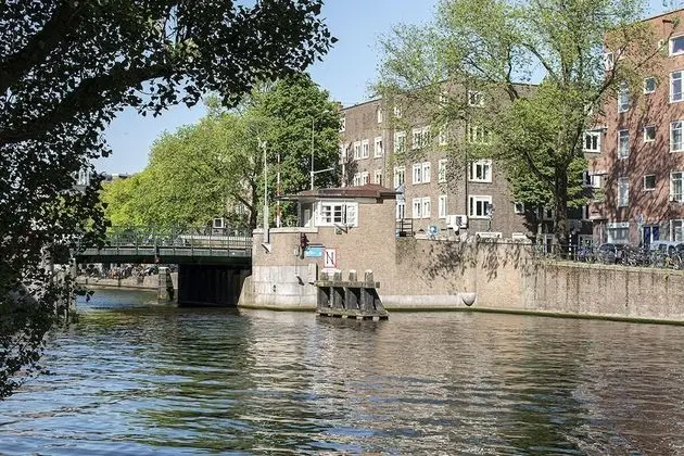 Apart Daire, 1 Çift Kişilik Yatak, Kanal Manzaralı