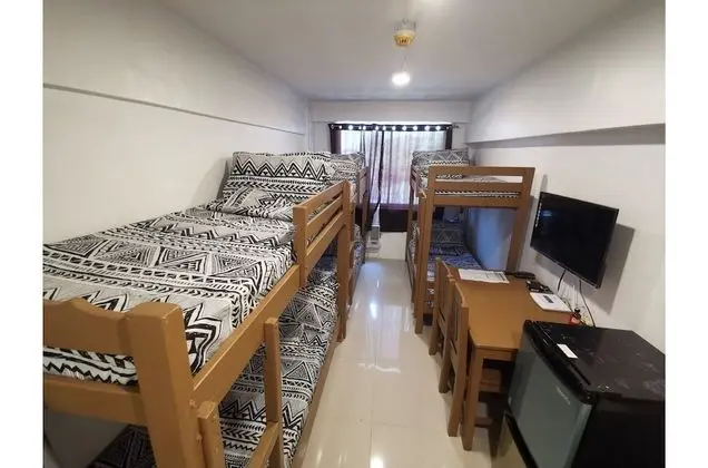 Ortak Ranzalı Oda, Sadece kadınlar için (Lower Bunk in 6-Bed)