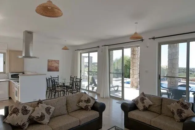 Villa, Havuz Manzaralı