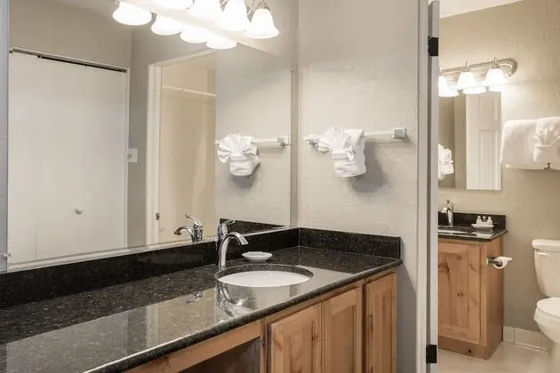 Süit, 1 Yatak Odası, 2 Banyolu