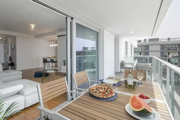 Basic Apart Daire, Birden Çok Yatak, Deniz Manzaralı
