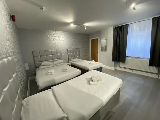 Family Dört Kişilik Oda