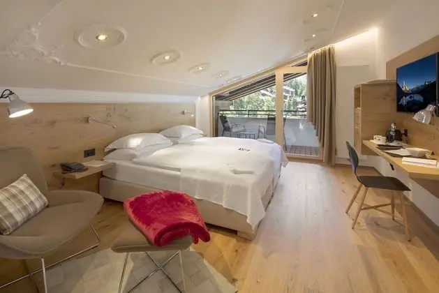 Deluxe Tek Büyük Yataklı Oda, 2 Tek Kişilik Yatak, Dağ Manzaralı