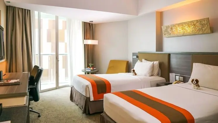 Superior Deluxe Twin Bed