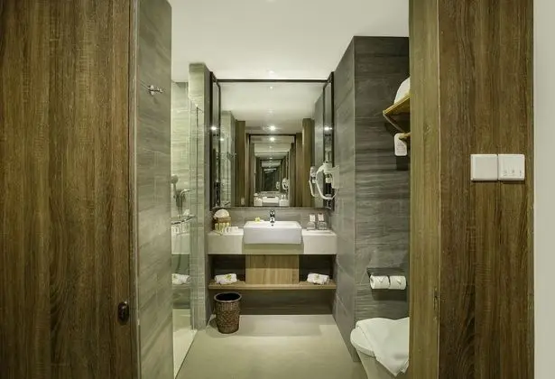 Deluxe Oda, 1 En Büyük (King) Boy Yatak, Balkon