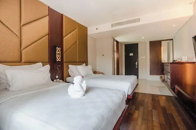 Deluxe İki Ayrı Yataklı Oda, Havuz Manzaralı