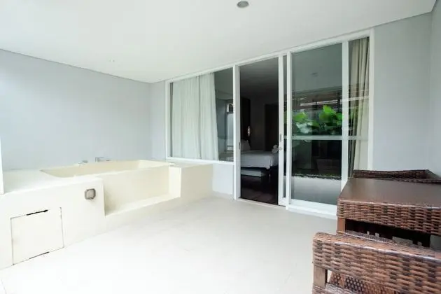 Jacuzzi Grand Deluxe King