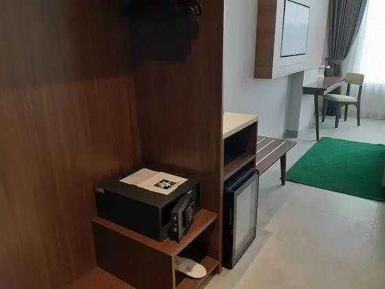 Deluxe Tek Büyük Yataklı Oda