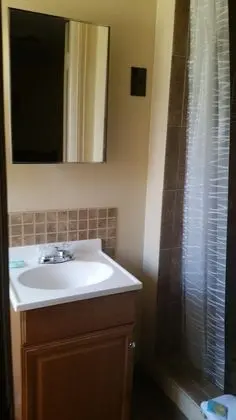 Bir adet Çift Kişilik Yataklı (One Double Bed)