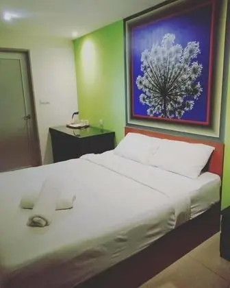 Deluxe Tek Büyük Yataklı Oda, Penceresiz