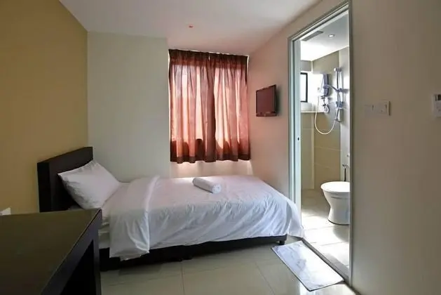 Deluxe Tek Büyük Yataklı Oda (With Window)