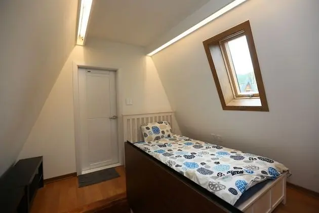 Villa (A-Type)