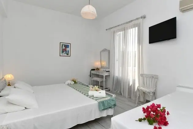 Üç Kişilik Oda