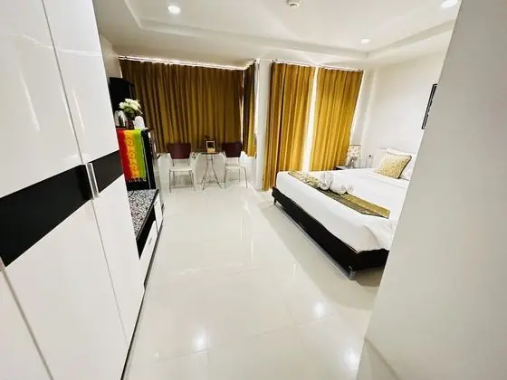 Double Superior Room with Balcony
