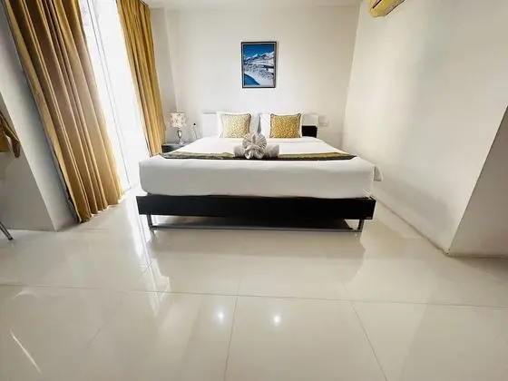 Double Superior Room with Balcony