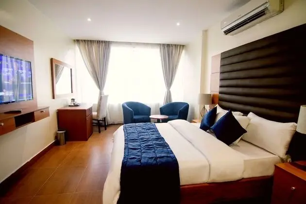 Luxury Oda, 1 En Büyük (King) Boy Yatak