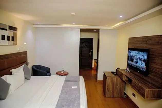 Luxury Oda, 1 En Büyük (King) Boy Yatak