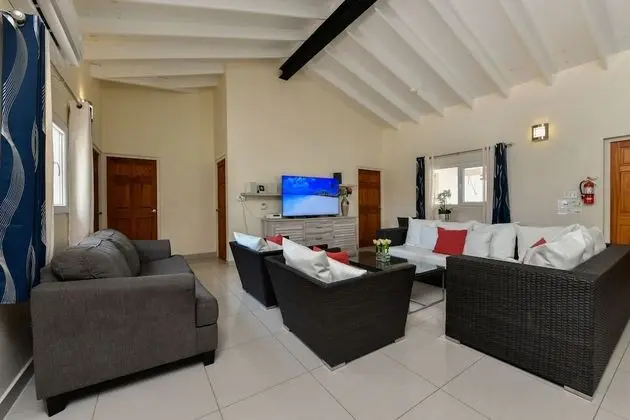 Luxury Villa, 3 Yatak Odası, Kişiye Özel Havuzlu, Havuz Manzaralı