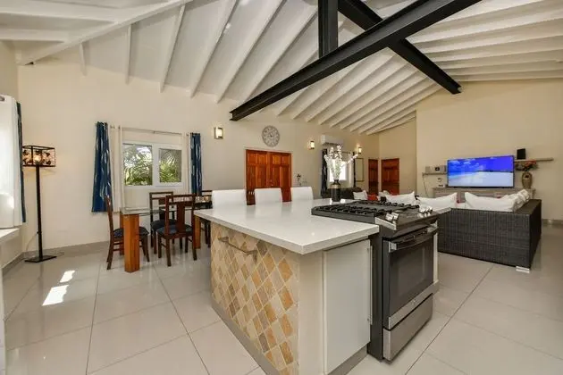 Luxury Villa, 3 Yatak Odası, Kişiye Özel Havuzlu, Havuz Manzaralı