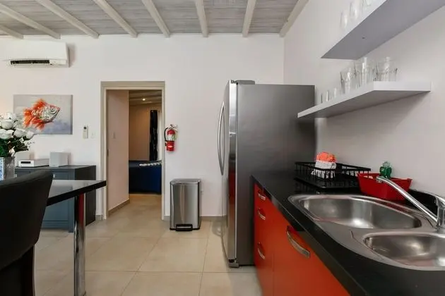 Pool side Apartment Deluxe