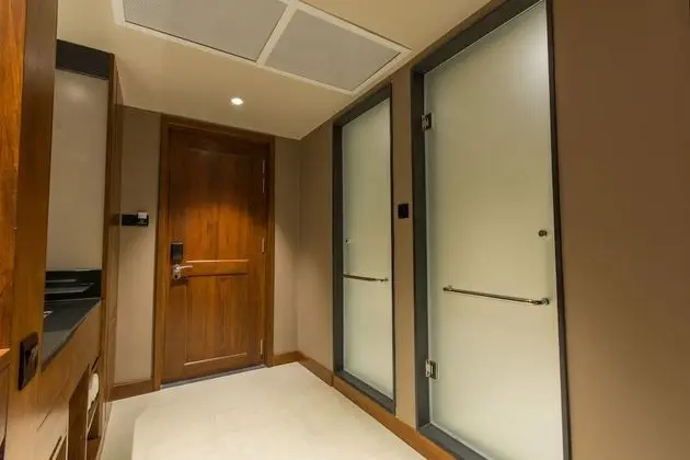 Deluxe Tek Büyük Yataklı Oda, Sigara İçilmez, Dağ Manzaralı
