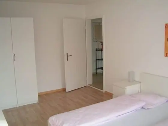 Apart Daire, 2 Yatak Odası, Küçük Mutfak
