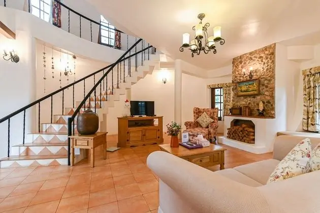 Deluxe Villa