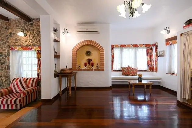 Deluxe Villa