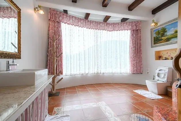 Deluxe Villa