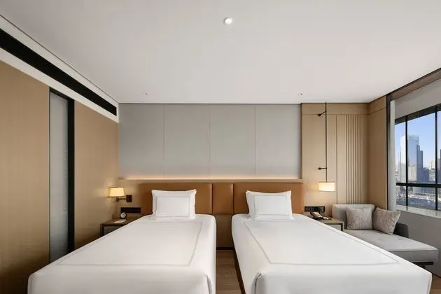 Swiss Advantage Room with Twin Beds, High Floor & City View