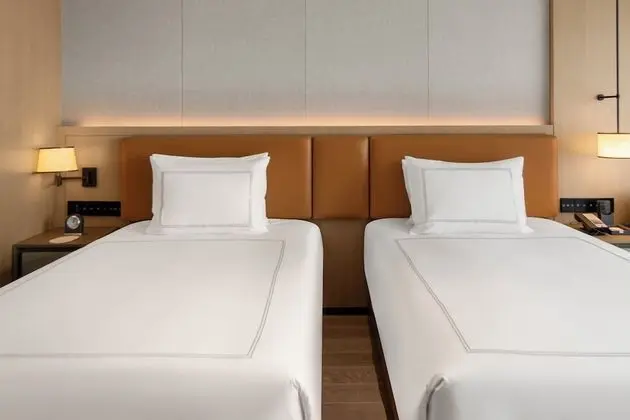 Swiss Advantage Room with Twin Beds, High Floor & City View