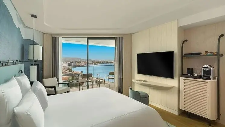Corner Suite Oda