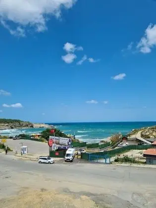 Aile Oda - Dört Kişilik Balkonlu Deniz Manzaralı