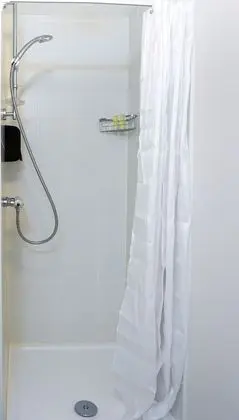 Tek Büyük Yataklı Oda, Balkon