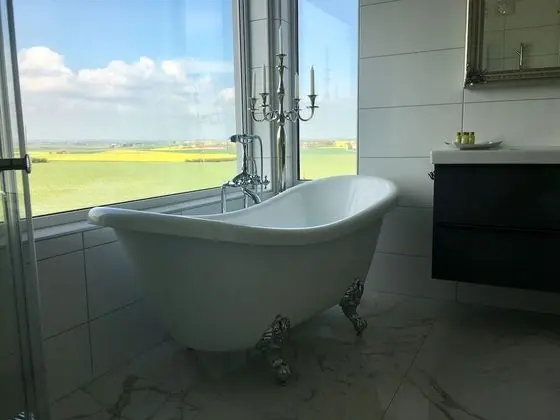 Deluxe Tek Büyük Yataklı Oda, Küvet