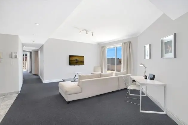 Deluxe Penthouse Two Bedroom Apartment