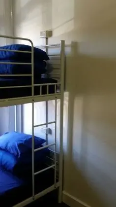 Ortak Ranzalı Oda, Sadece kadınlar için