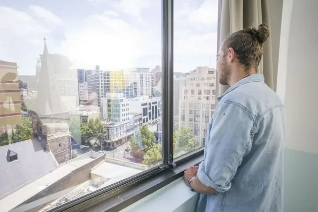 Standard Ortak Ranzalı Oda, Sadece erkekler için, Sigara İçilmez (6-Share Male Dormitory)