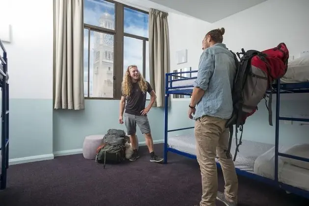 Standard Ortak Ranzalı Oda, Sadece erkekler için, Sigara İçilmez (6-Share Male Dormitory)